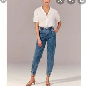 Abercrombie & Fitch ultra high rise mom jeans